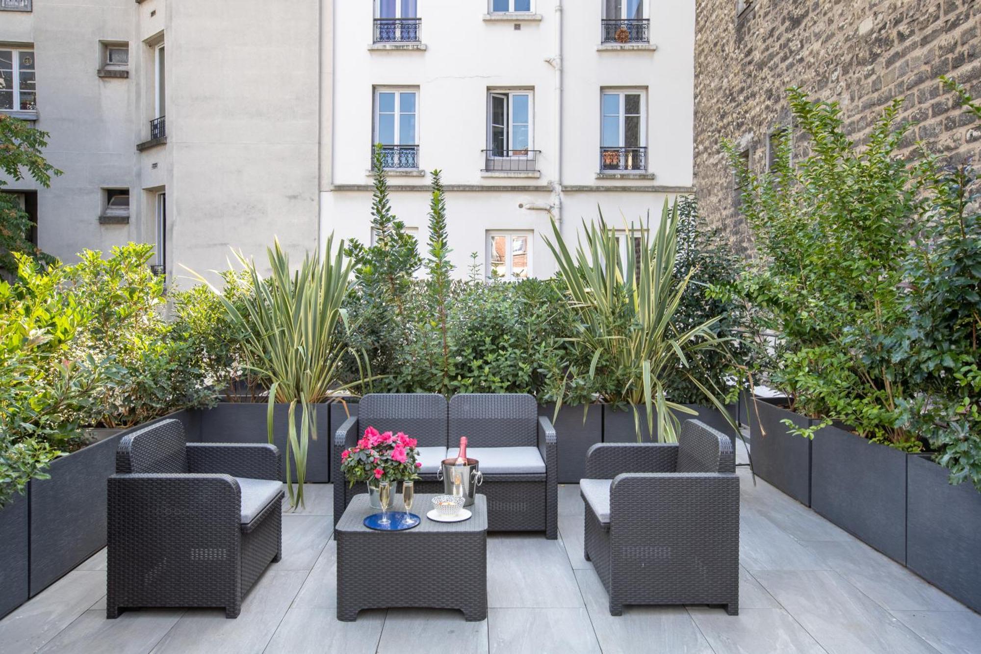 B20 Terrasse 175blo-paris Convention Apartment Paris