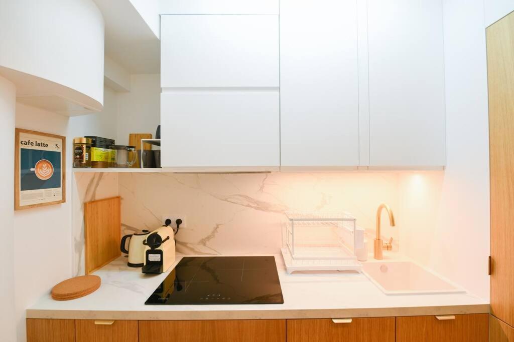We Parisian The Marais Cozy Apartment Paris