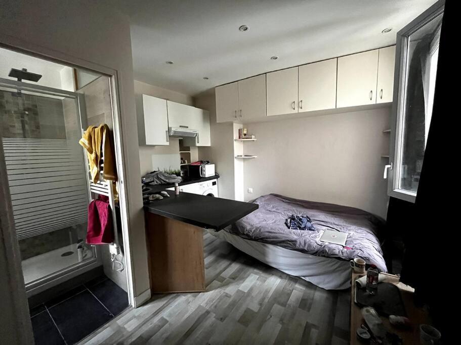Apartment Charmant Studio