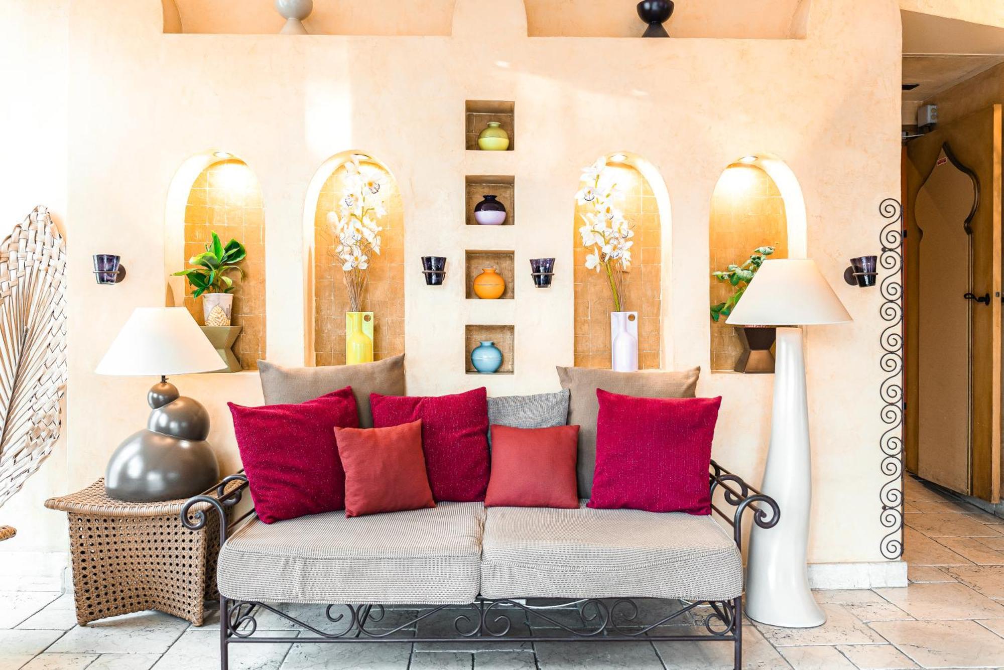 Hotel Royale Montsouris 3*