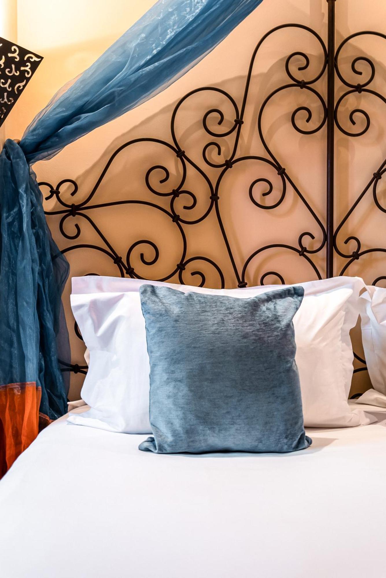Royale Montsouris Hotel 3*