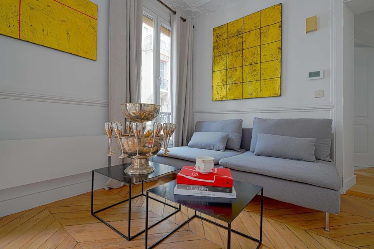 Apartment Large Luxury Flat Next To Champs Elysee *