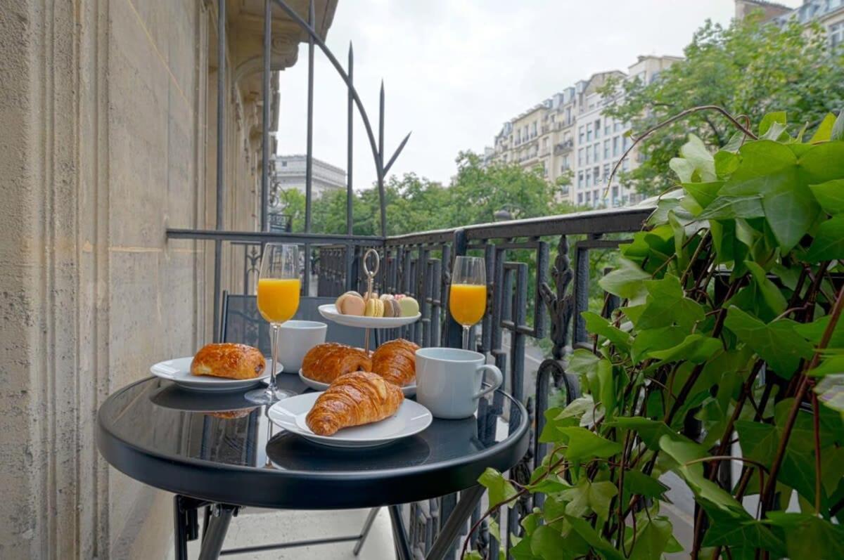 Apartment Large Luxury Flat Next To Champs Elysee *