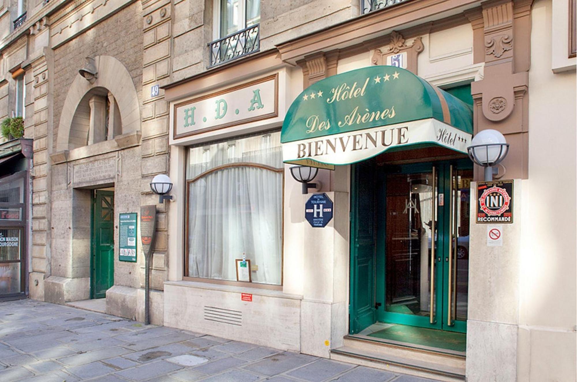 Hotel Des Arenes 3*