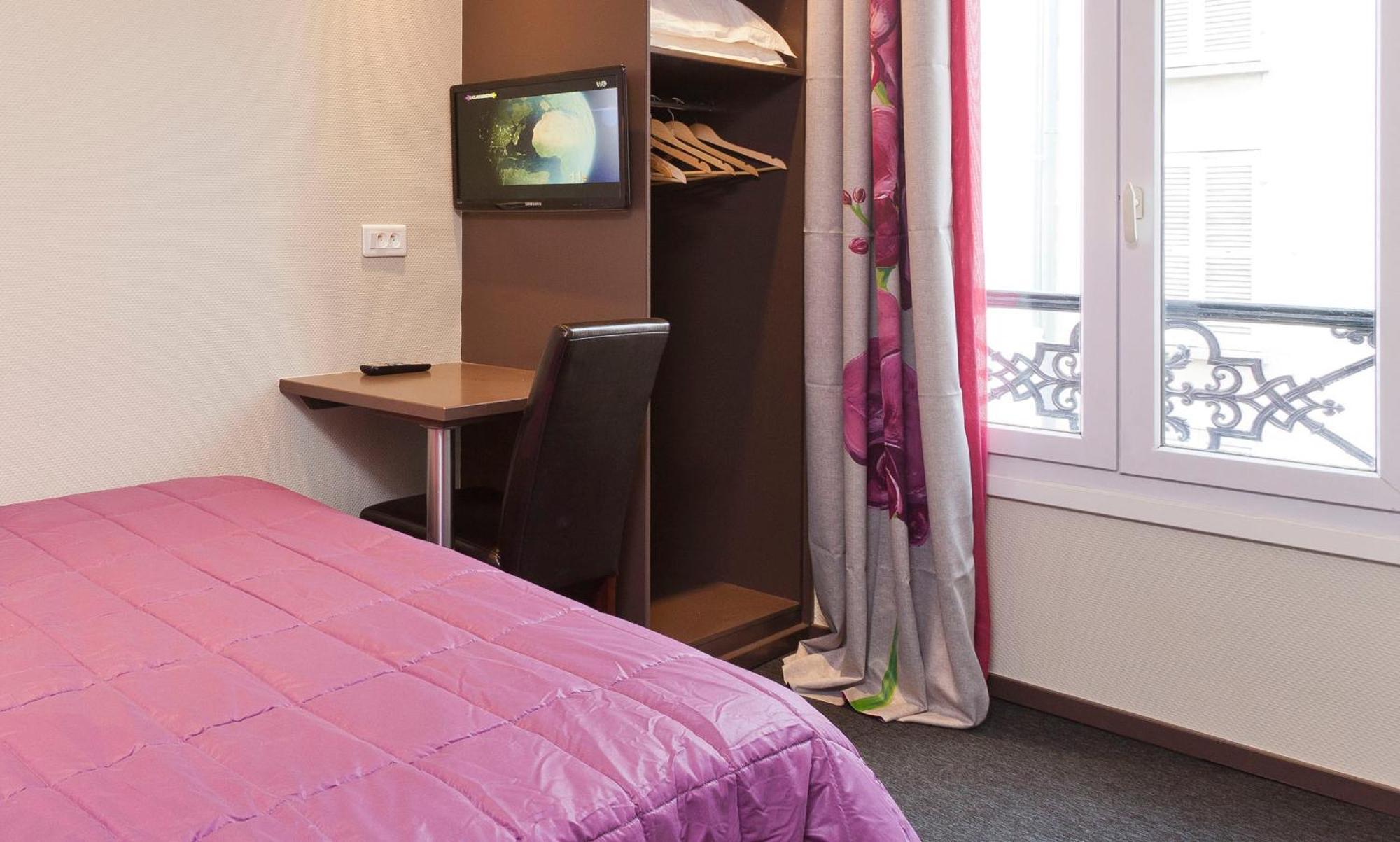 Hotel Montsouris Orléans *