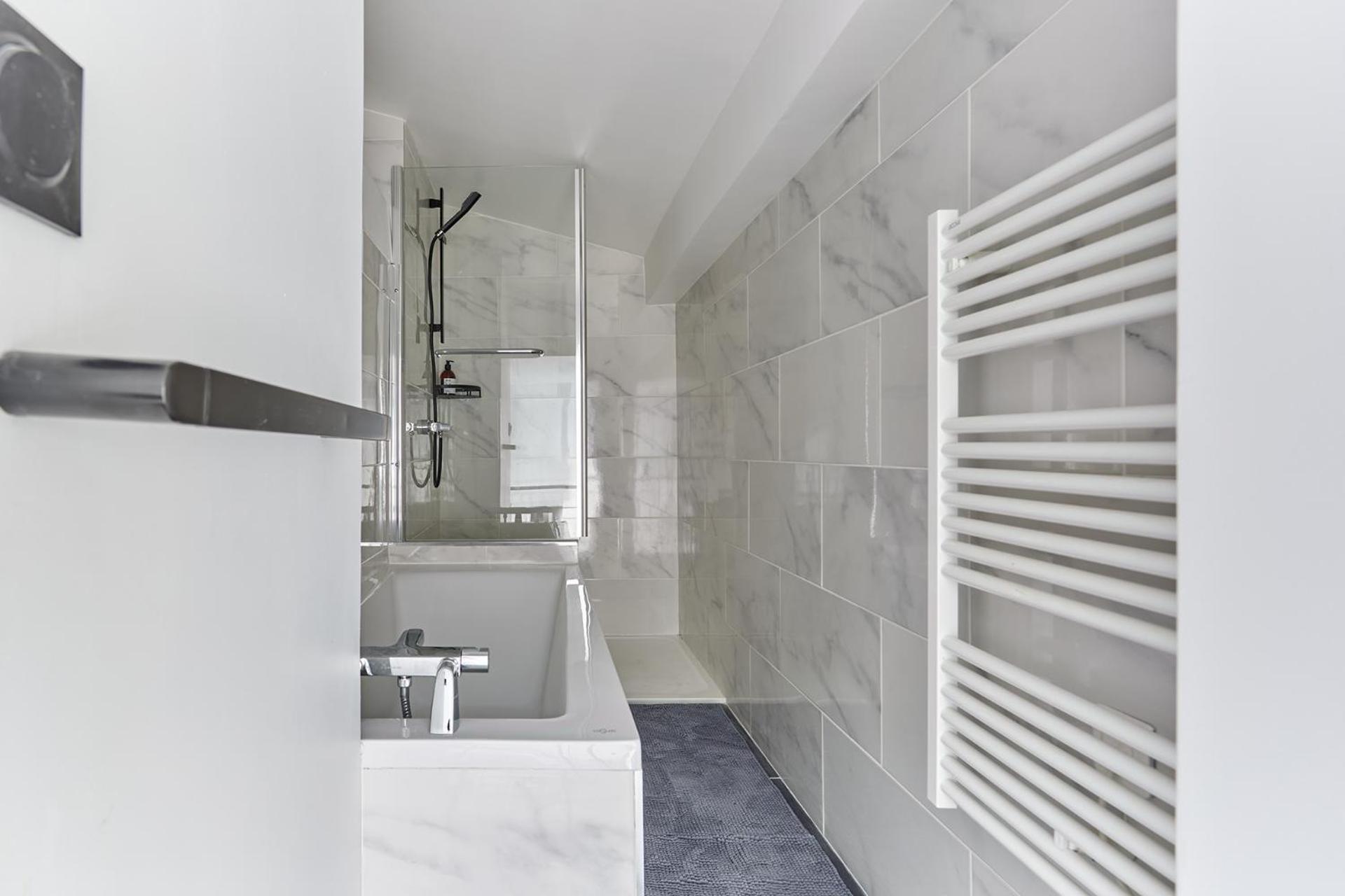Apartment Center Of Bastille By Studioprestige *