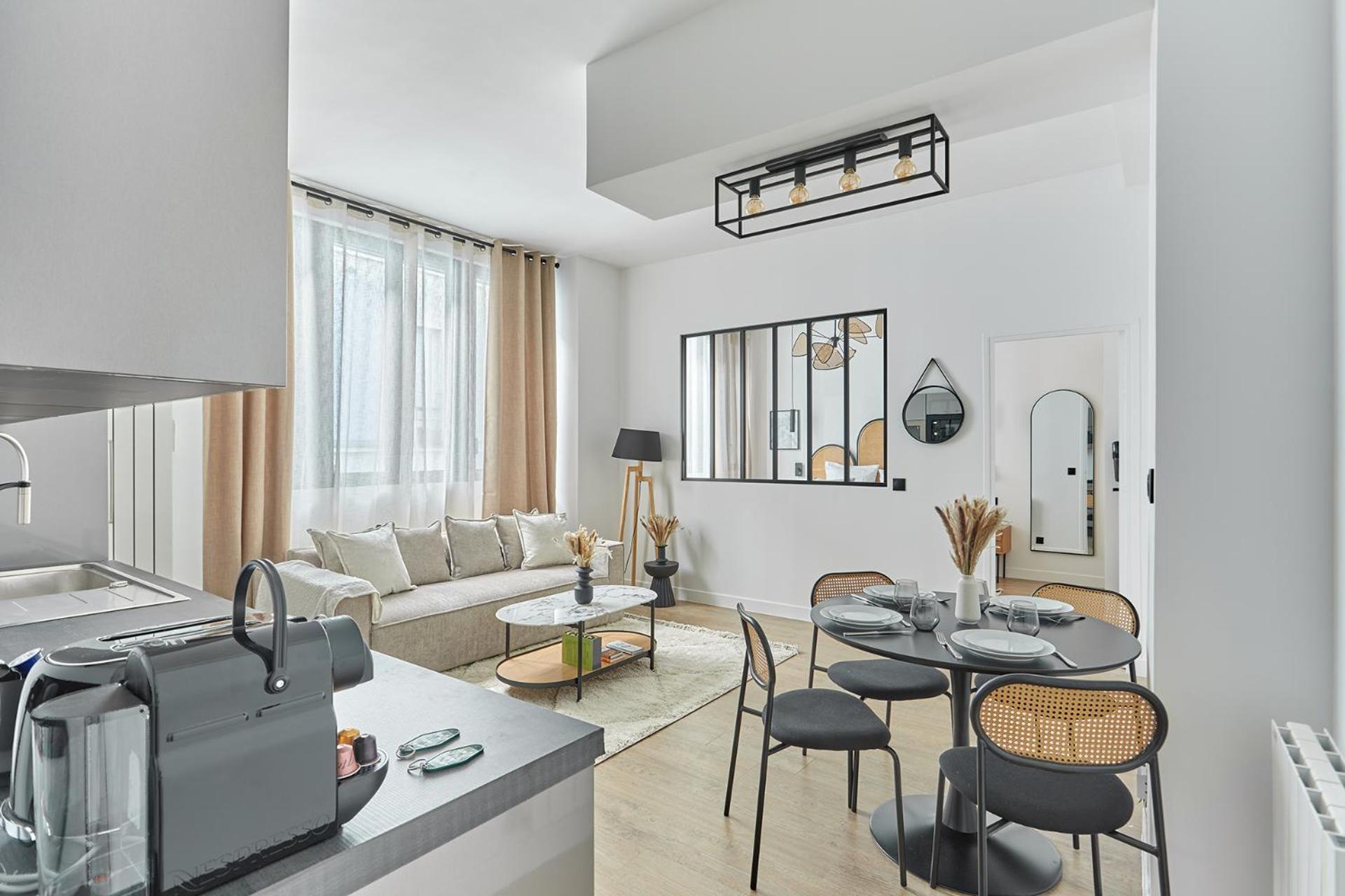 Apartment Center Of Bastille By Studioprestige *