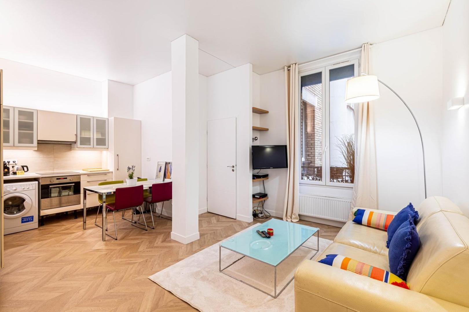 Guestready - Chic And Central Near Attractions Paris