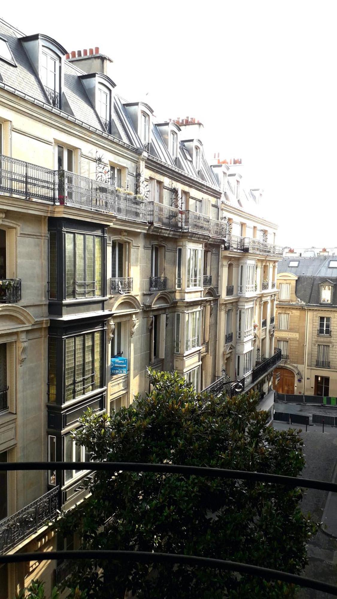 Montmartre Parisian - Full 51 M2