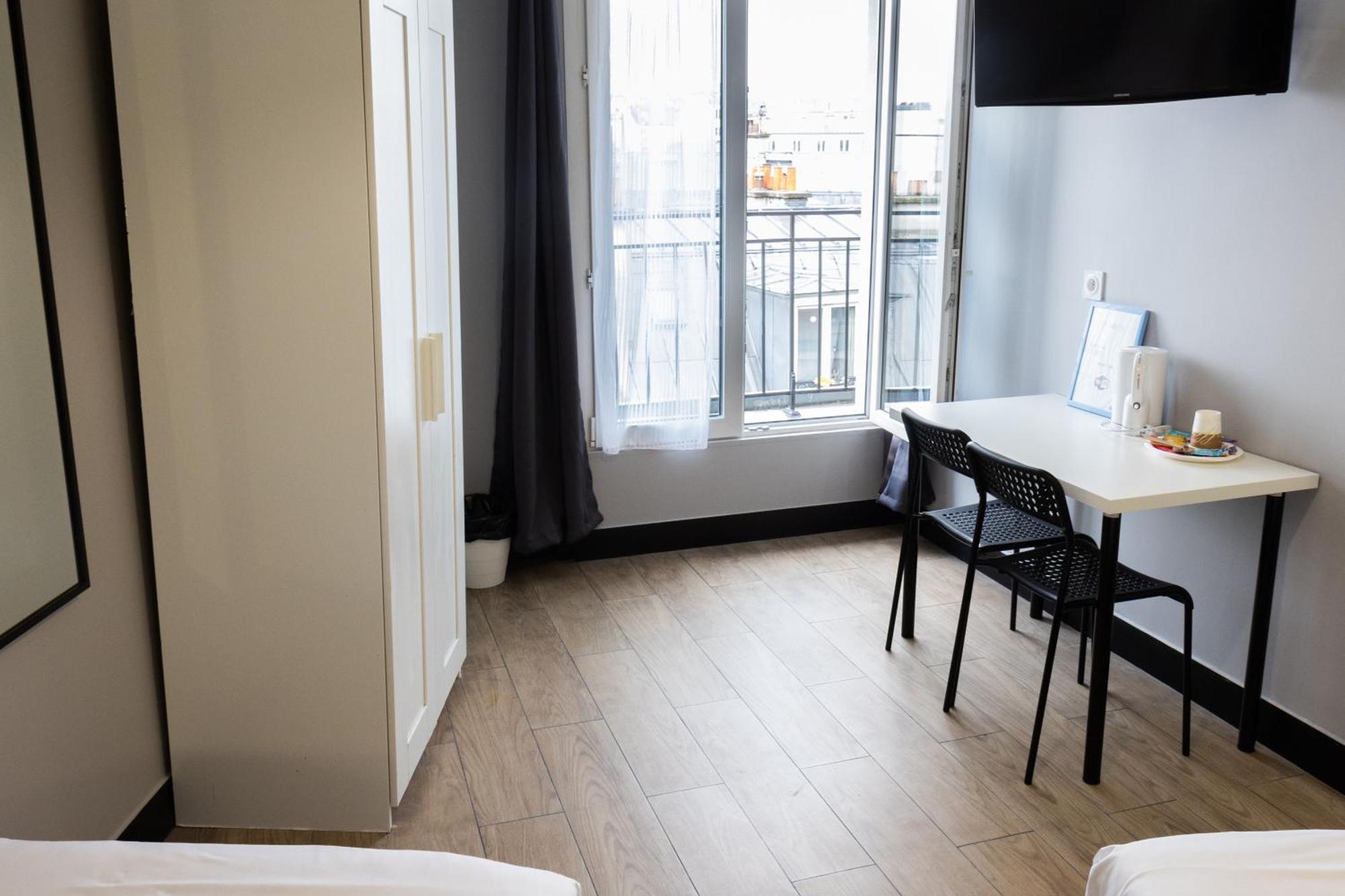 Luxia Hotel Paris