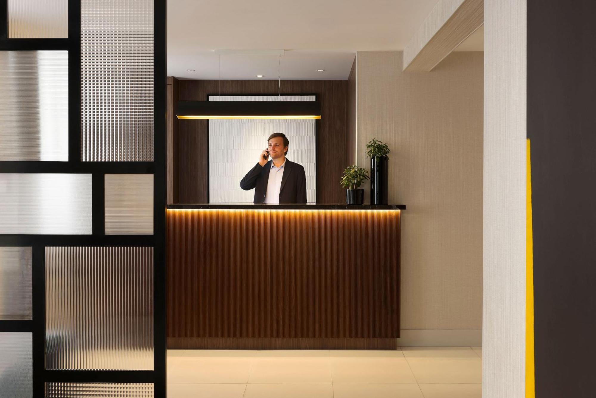 Hotel Moderniste 4*