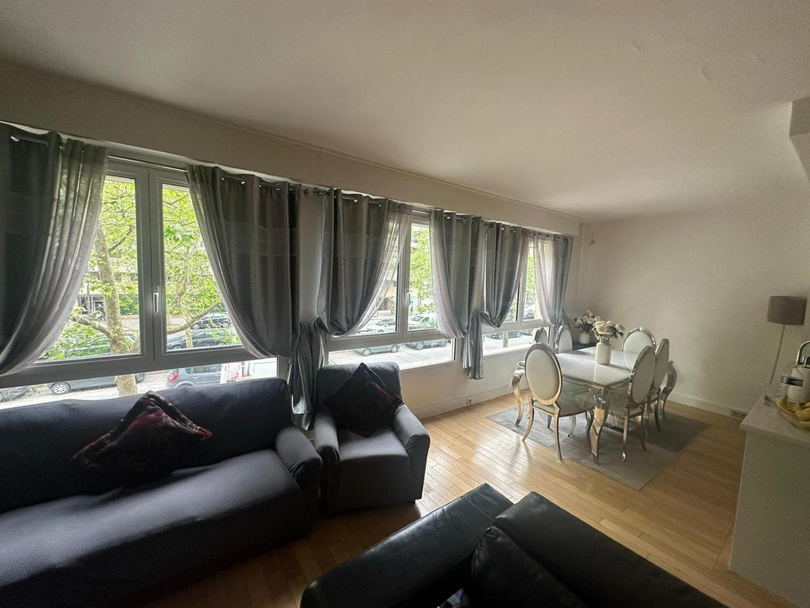 Apartment Apparemment Paris