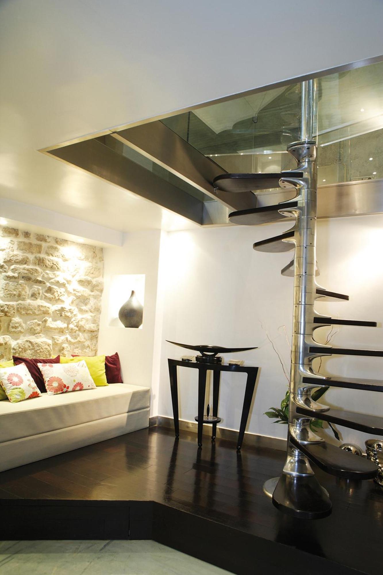 Apartment Luxury Two-story Designer Loft In Epicenter - Bright And Spacious