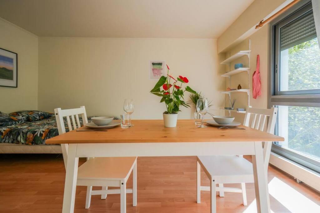 Appartement 10th Arr Stylish Retreat