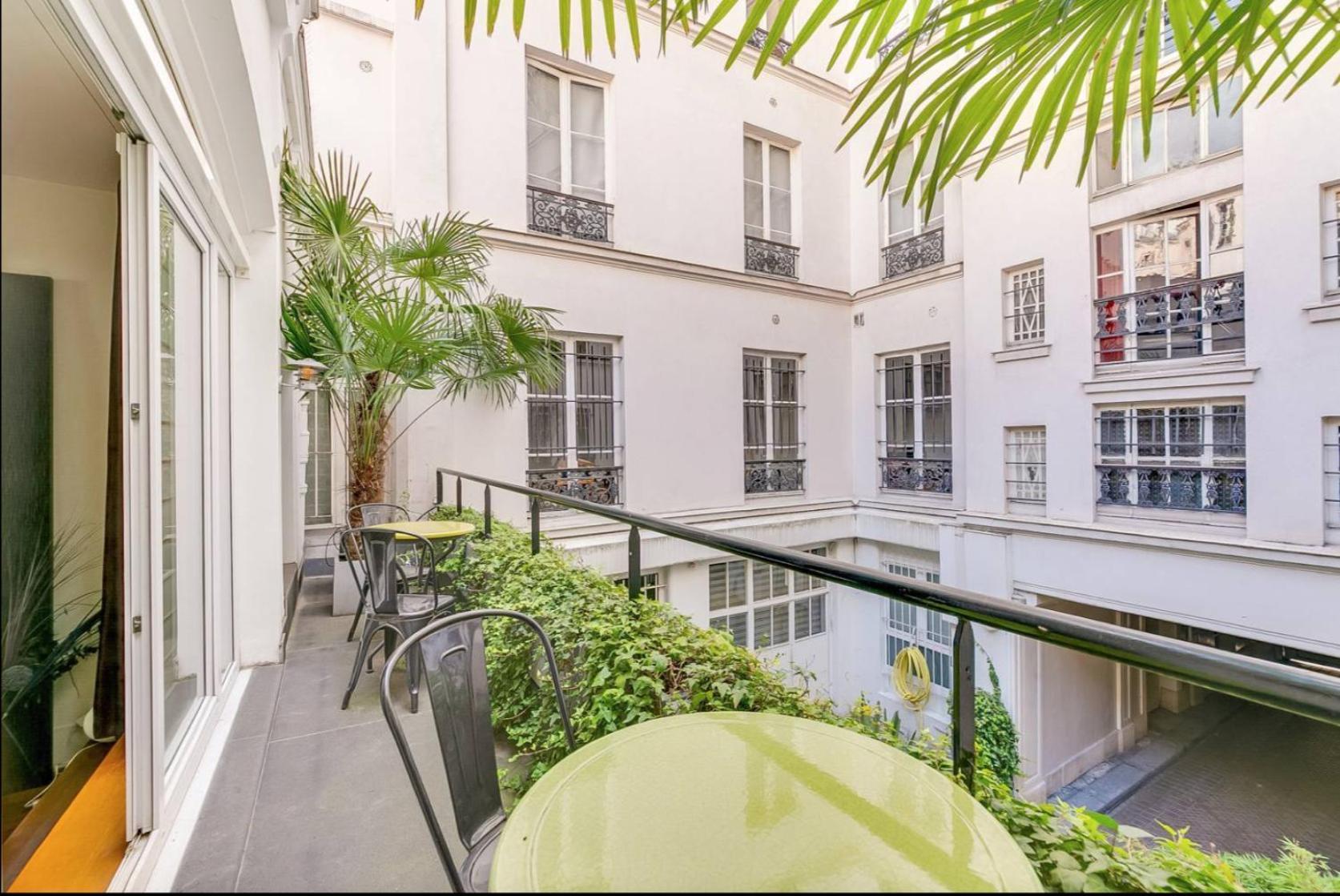Luxury Two-story Designer Loft In Epicenter - Bright And Spacious * Paris