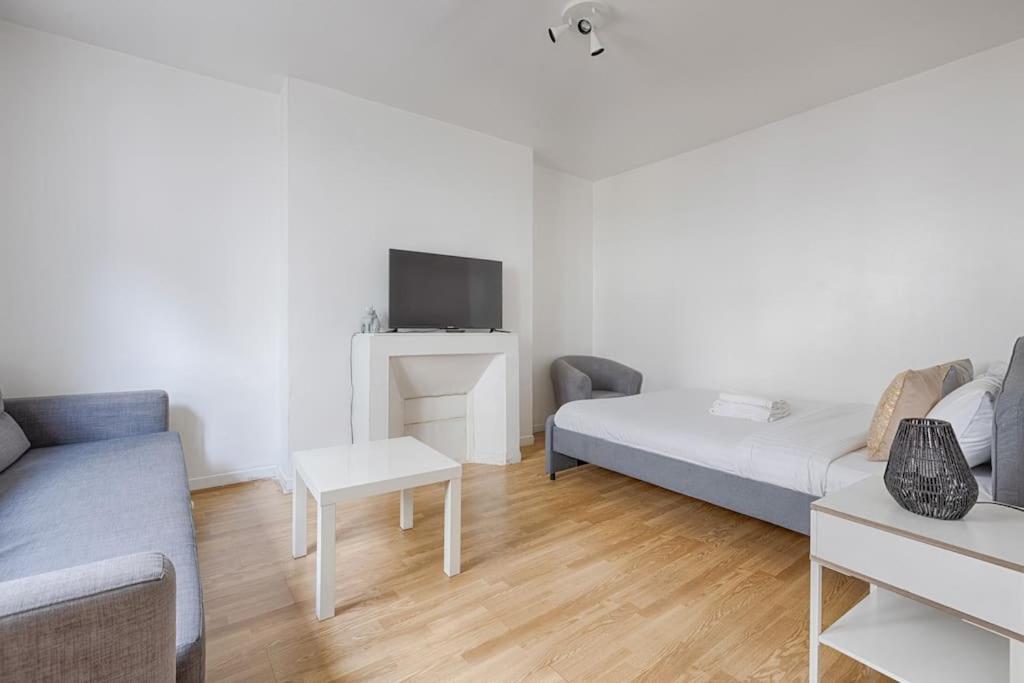 Rodier Condorcet Charming 1br Apartment Paris