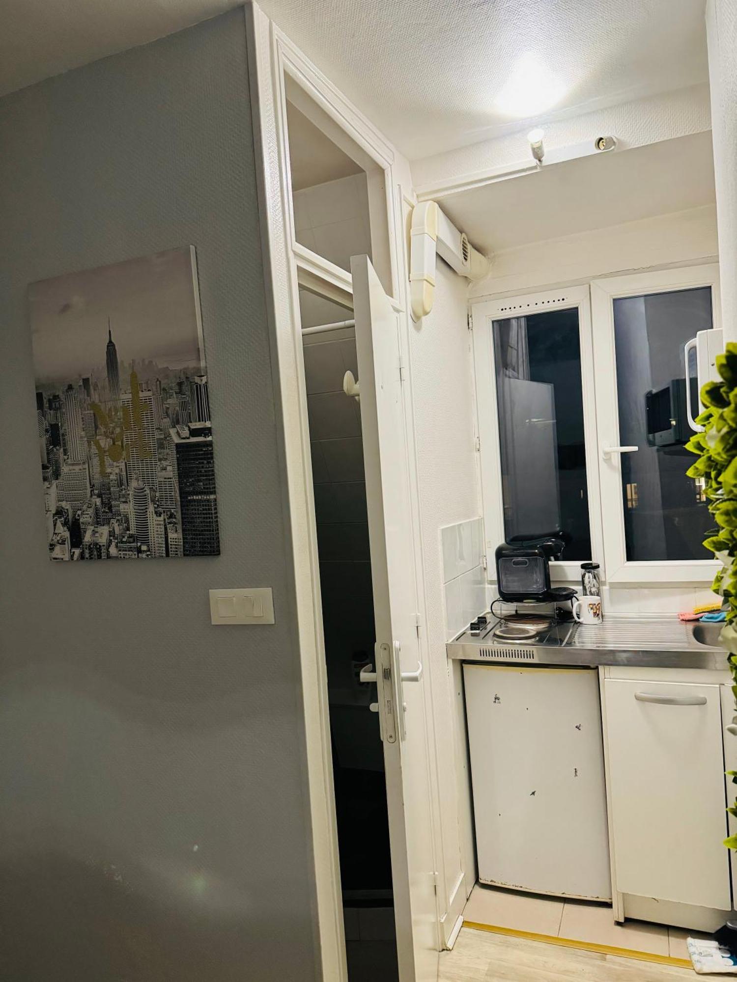 Studette Champs Elysees Appartement *