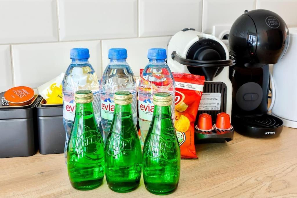 Charme Parisien 6 Personnes, 2 Chambres, 19eme Apartamento Paris