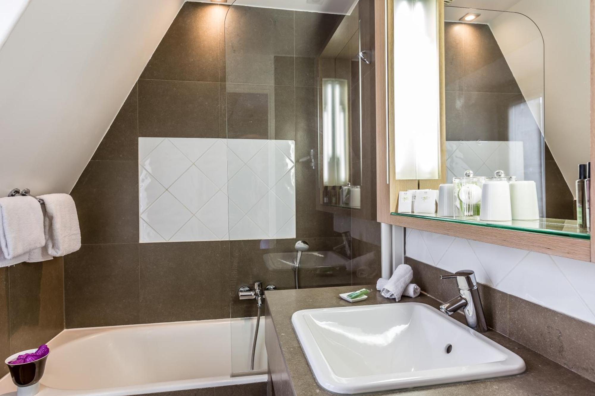 Duret Champs Elysees 4* Paris