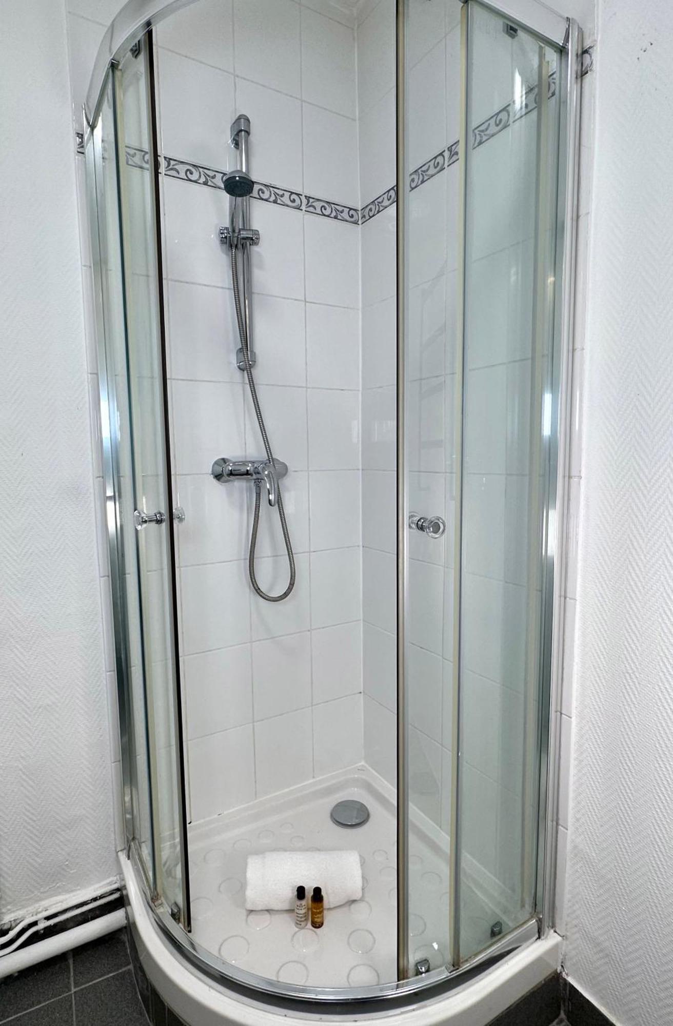 1566 - Beautiful Studio Near Parc Des Expositions
