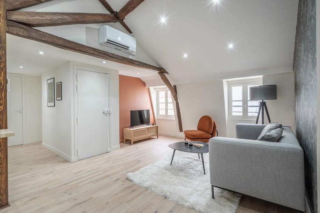 Appartement 5#two Bedrooms#champs Elysees#arc De Triomphe#ac Paris