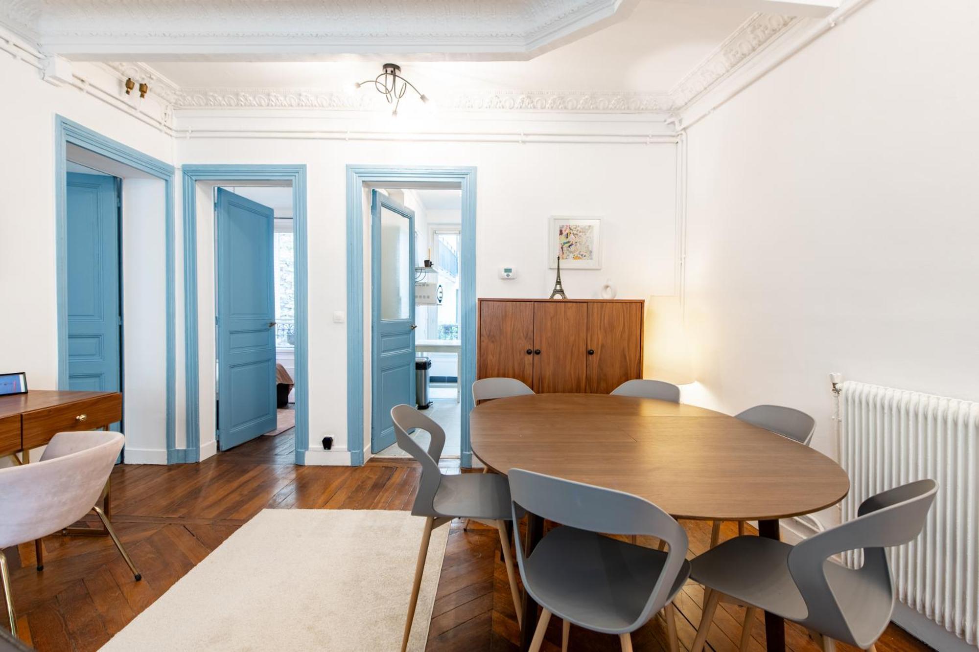 Stylish 2-bedroom Near The Famous Moulin Rouge Appartement