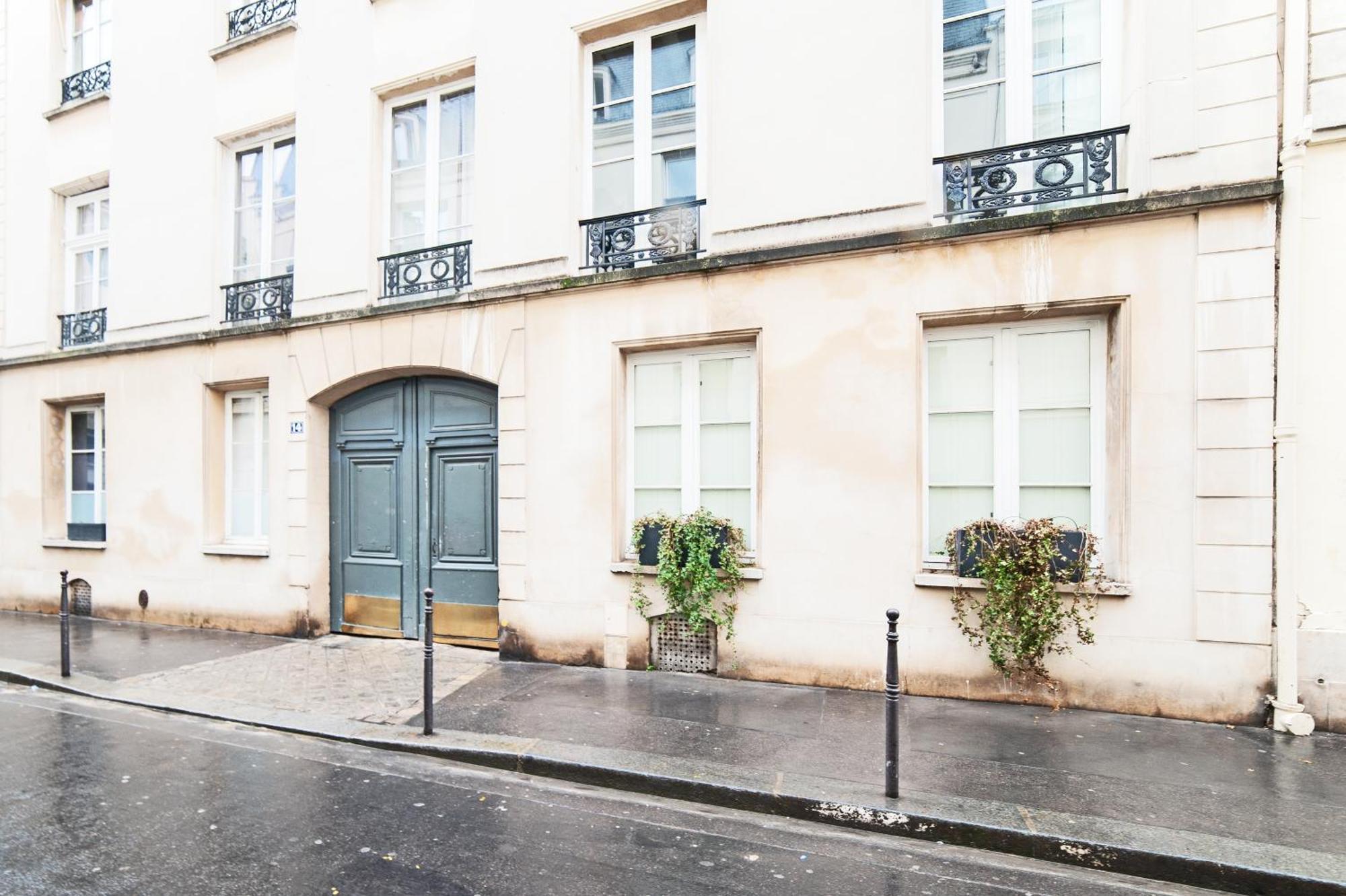 Le Pavillon Du Marais Paris