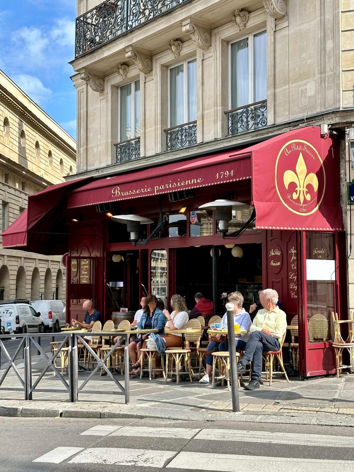 Apartment Saint-germain-des-pres Sumptuous
