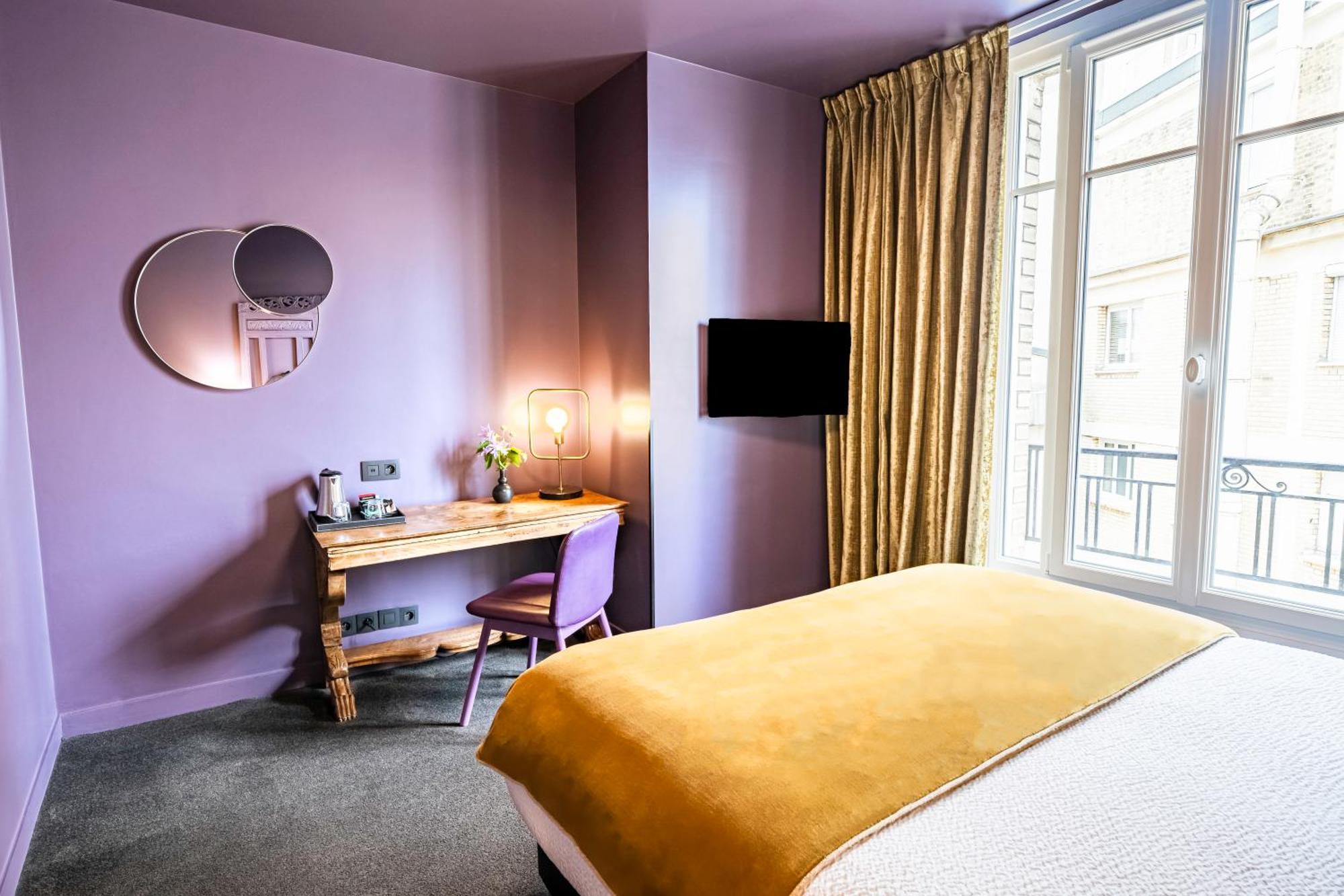 Nicolo - Tour Eiffel Hotel