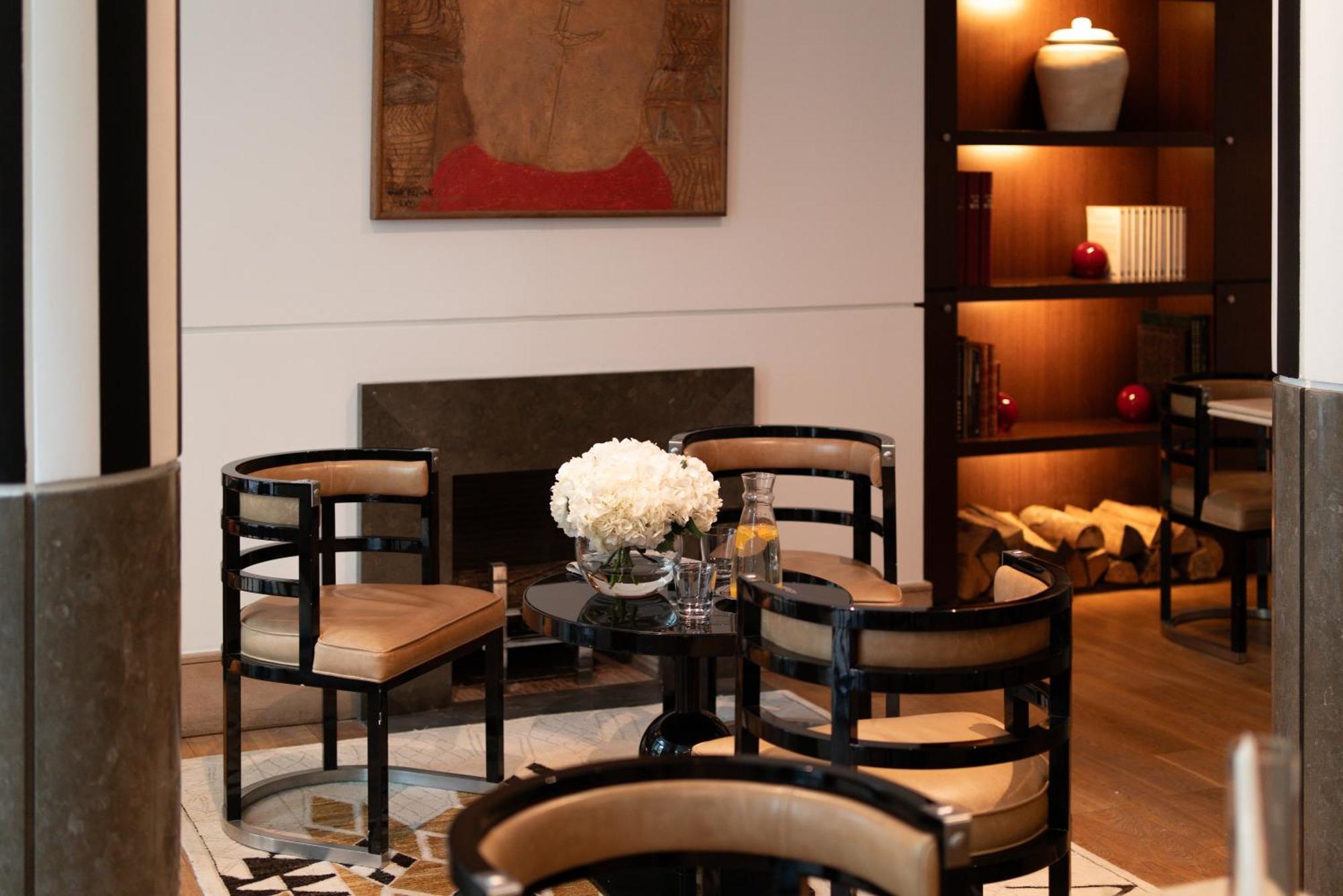 Radisson Blu Champs-elysées, Hotel 5*