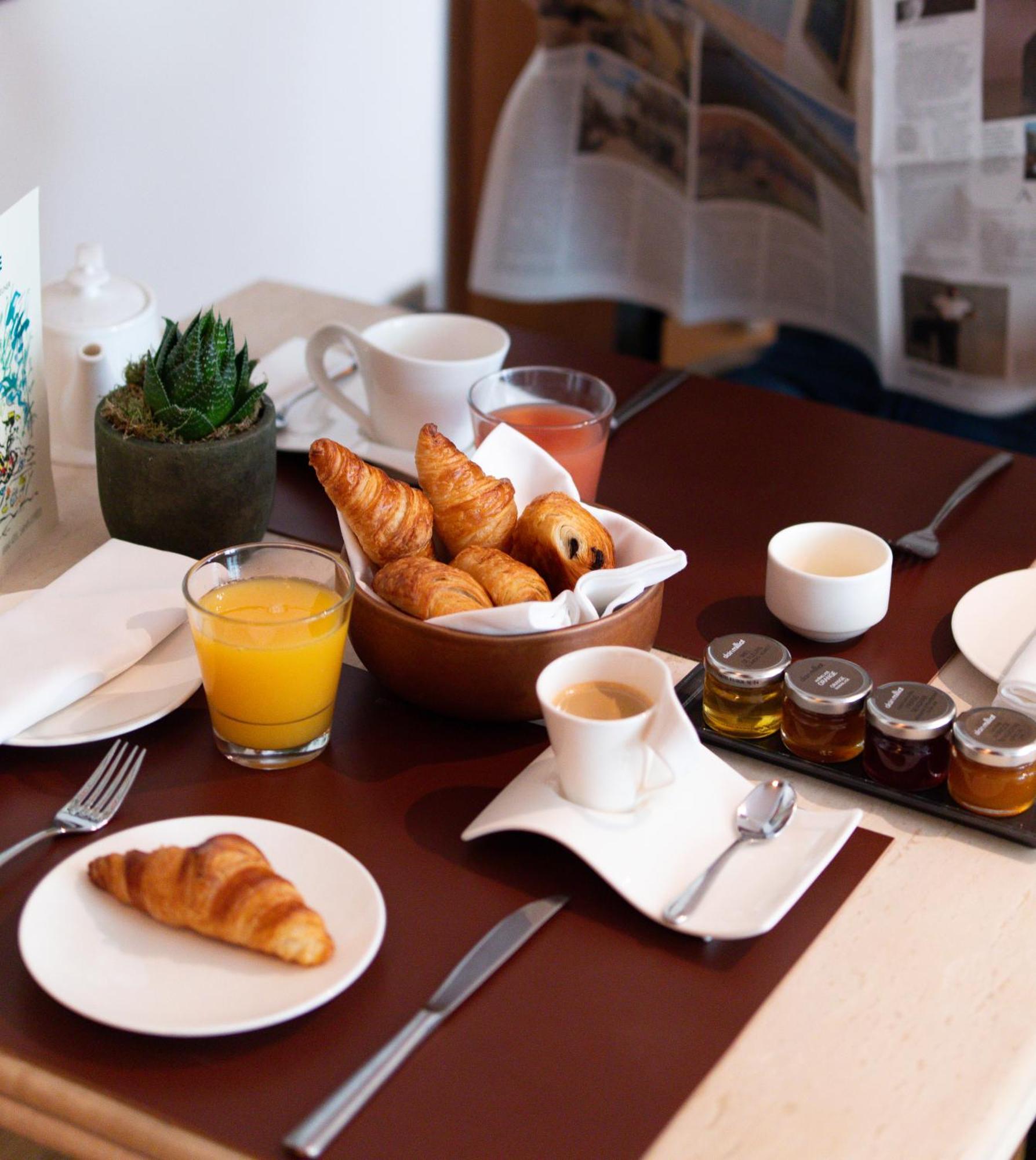 Radisson Blu Champs-elysées, Paris