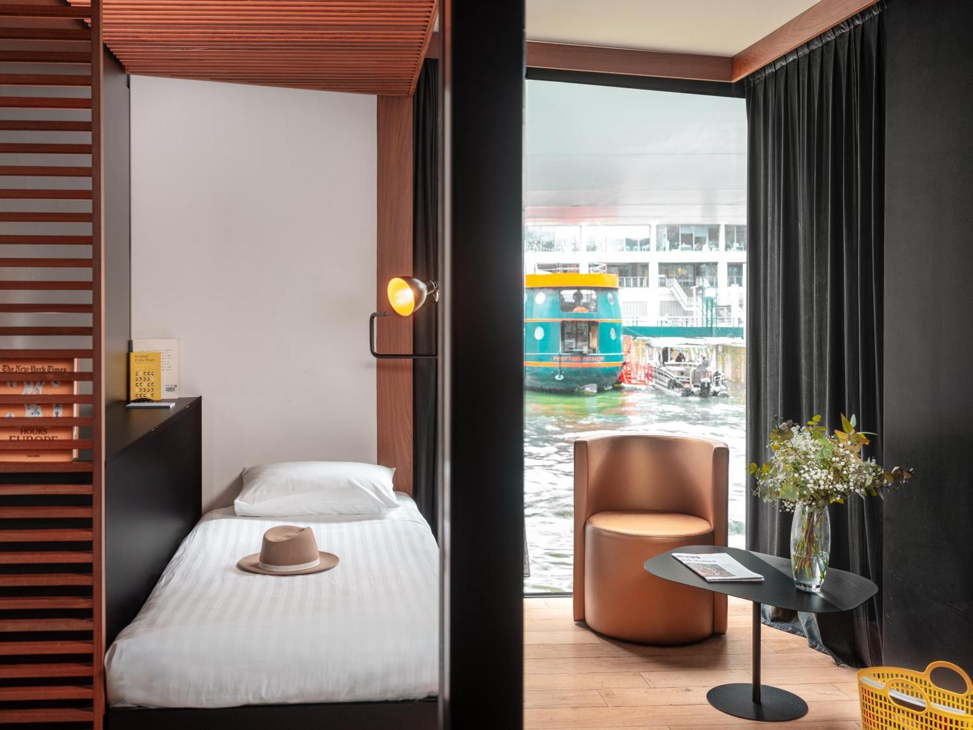 Off Seine 4* Paris