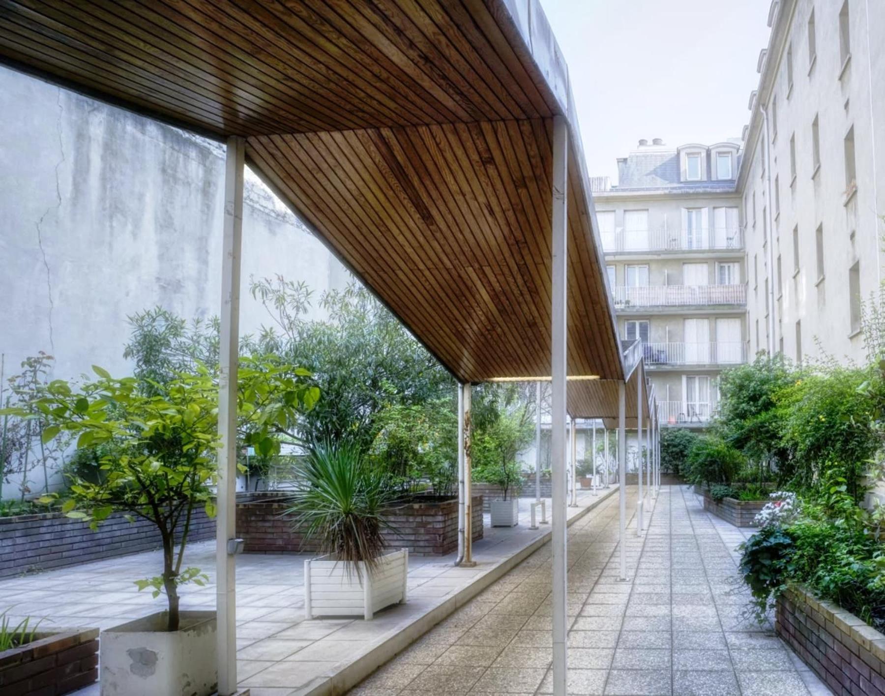 Apartment Beautiful Calm In Le Marais Paris