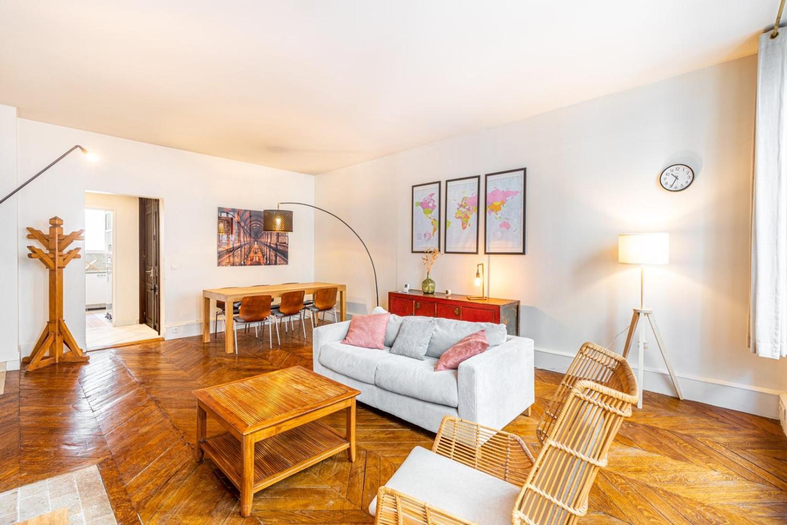 Elegant Pres Des Galeries Lafayette Apartment