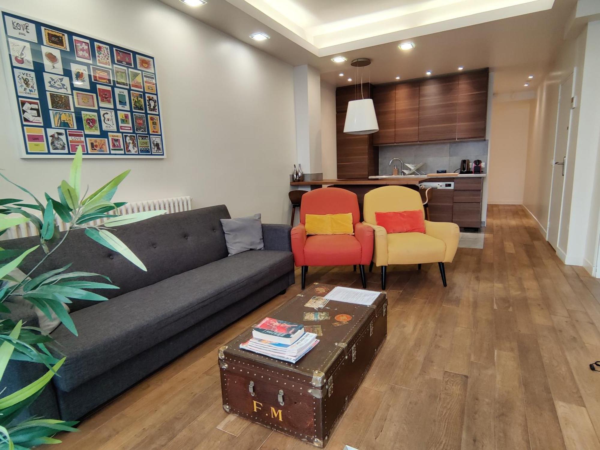 Apartment 3 Double Bedrooms In Montmartre Near Subway Ac