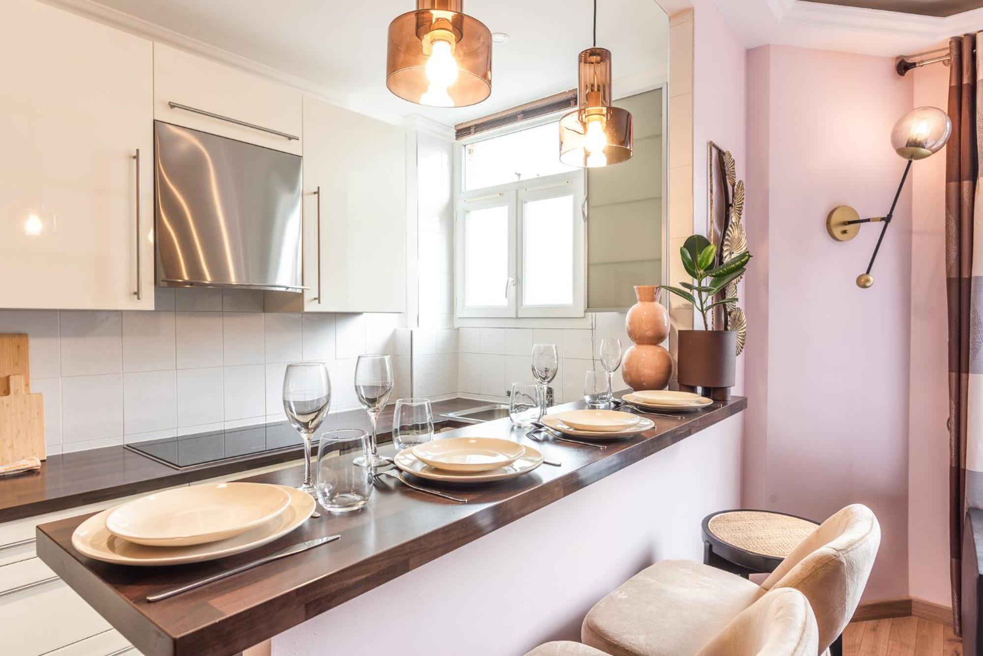 Cosy & Design 4 Guests - Eiffel Tower Apartment *
