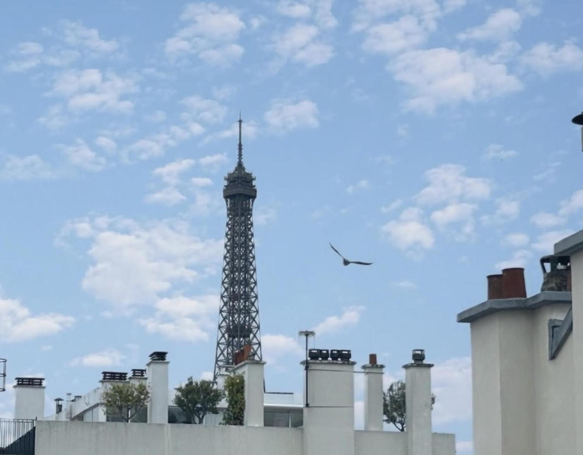 Nicolo - Tour Eiffel 3* Paris