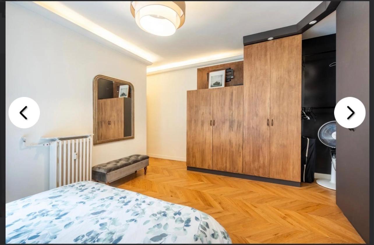 Beautiful Eiffel Tower 2 Bdr Apartment Paris