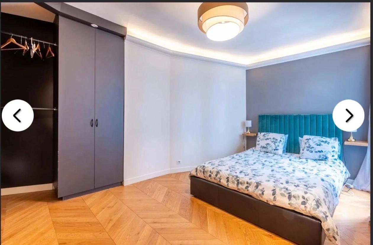 Beautiful Eiffel Tower 2 Bdr Apartment Paris
