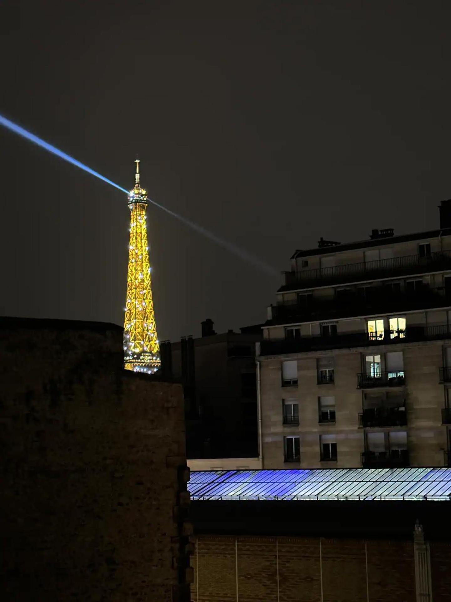 Hospedagem domiciliar Say Hello To The Eiffel Tower