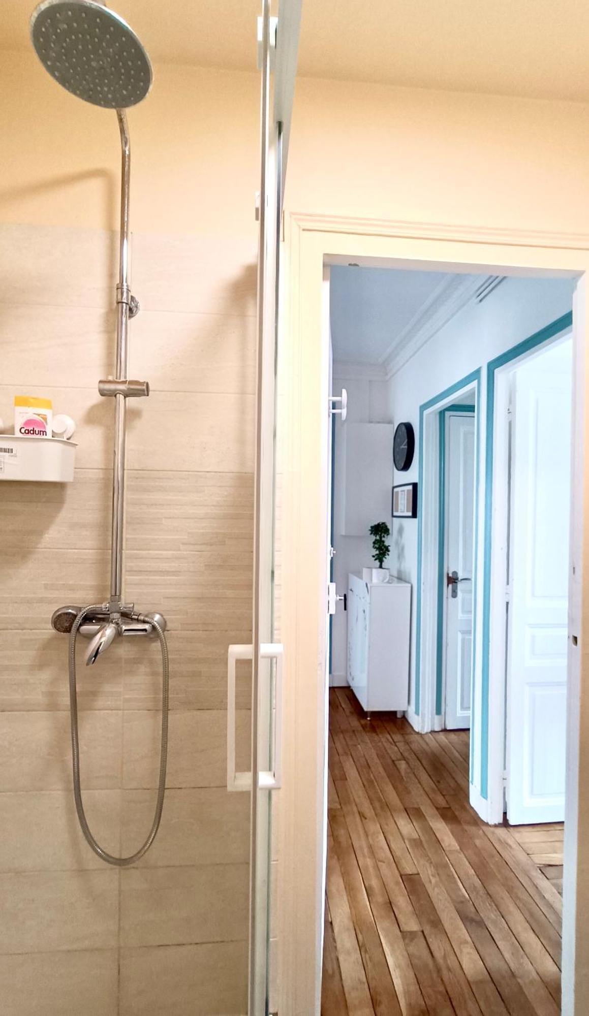 House Of Seine Homestay Paris
