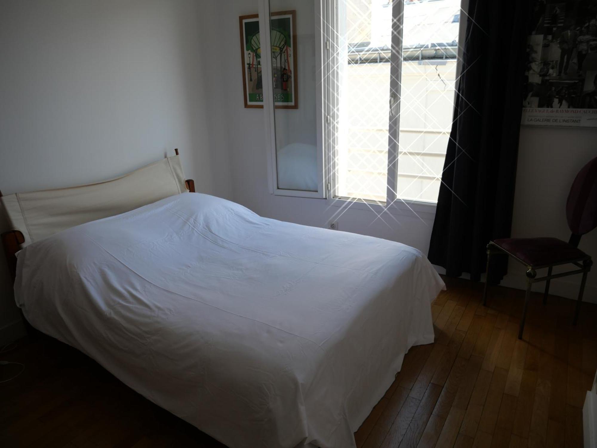 Apartment Amazing 1 Bedroom At Abbesses *