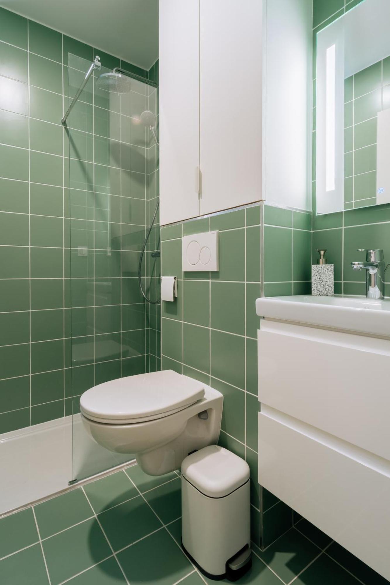 Stunning 1 Bedroom In
