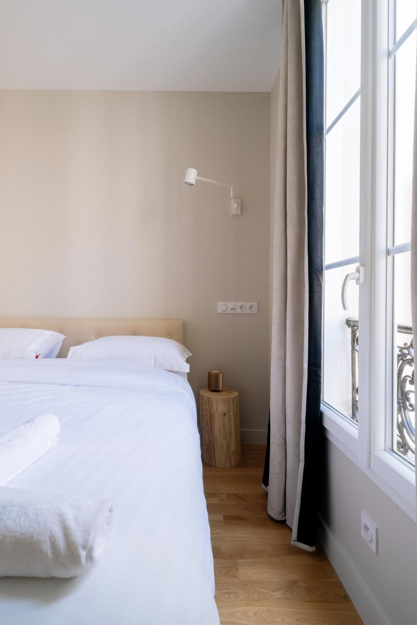 Stunning 1 Bedroom In