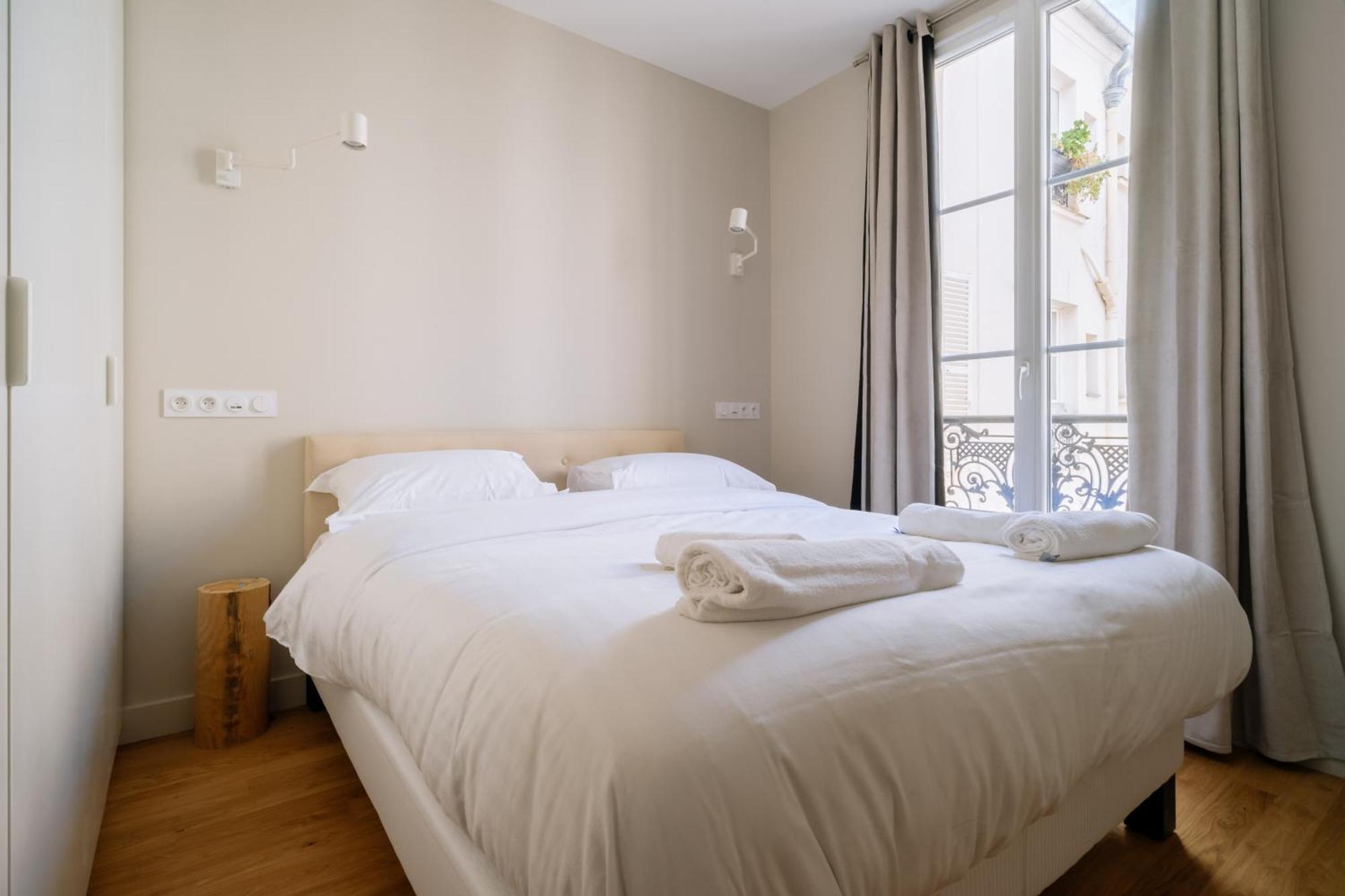 Apartment Stunning 1 Bedroom In