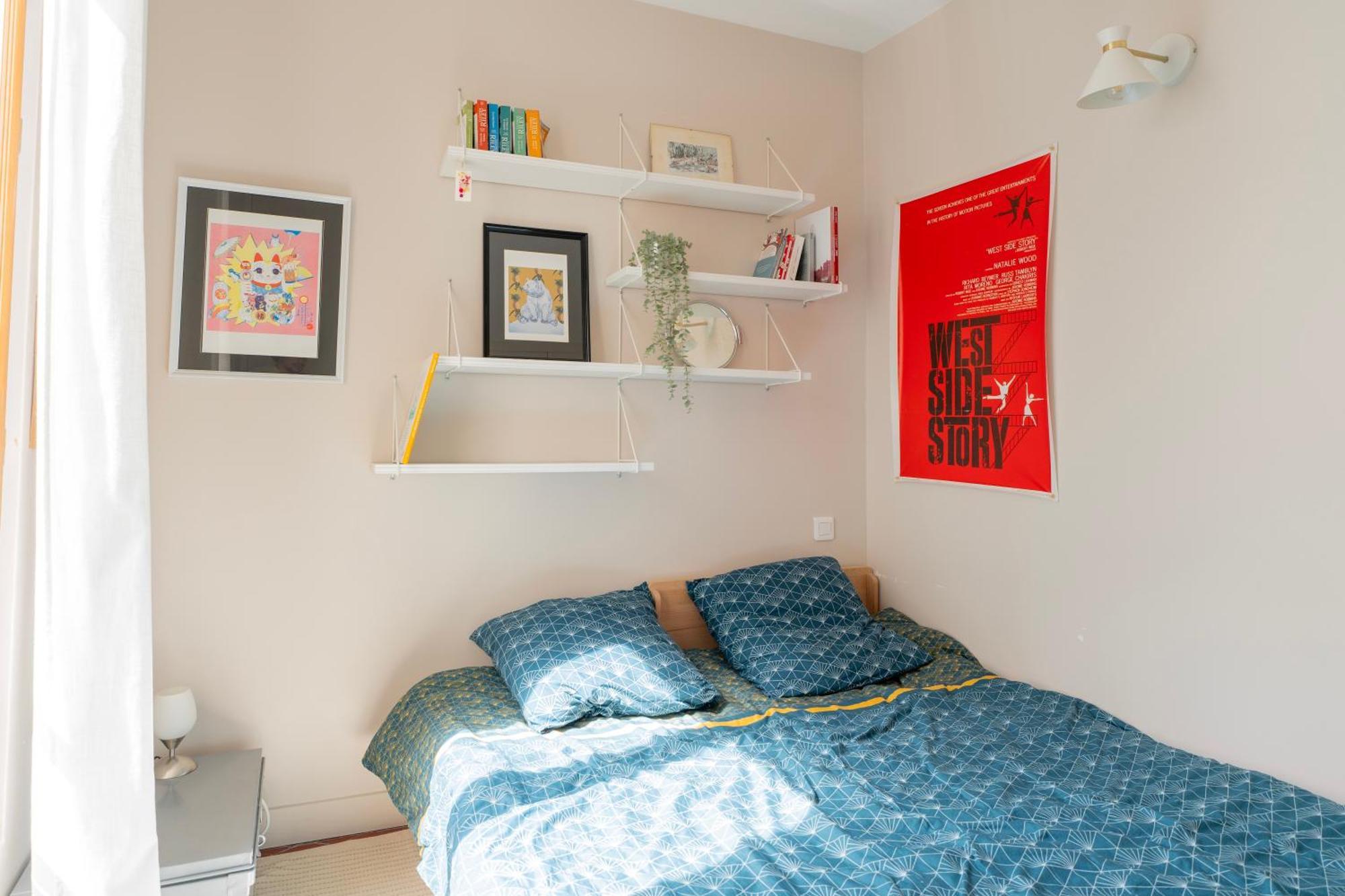 Apartment In Canal Saint Martin Paris