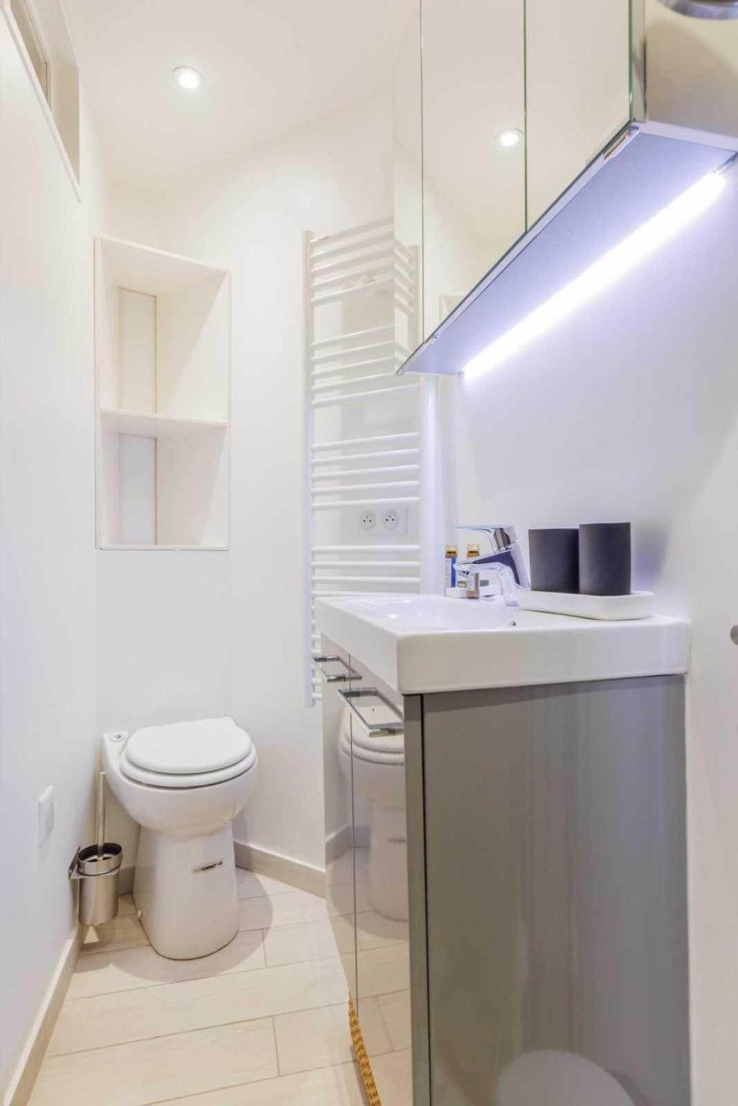 1 Bdr -4p 16th Near Trocadero Apartment Paris