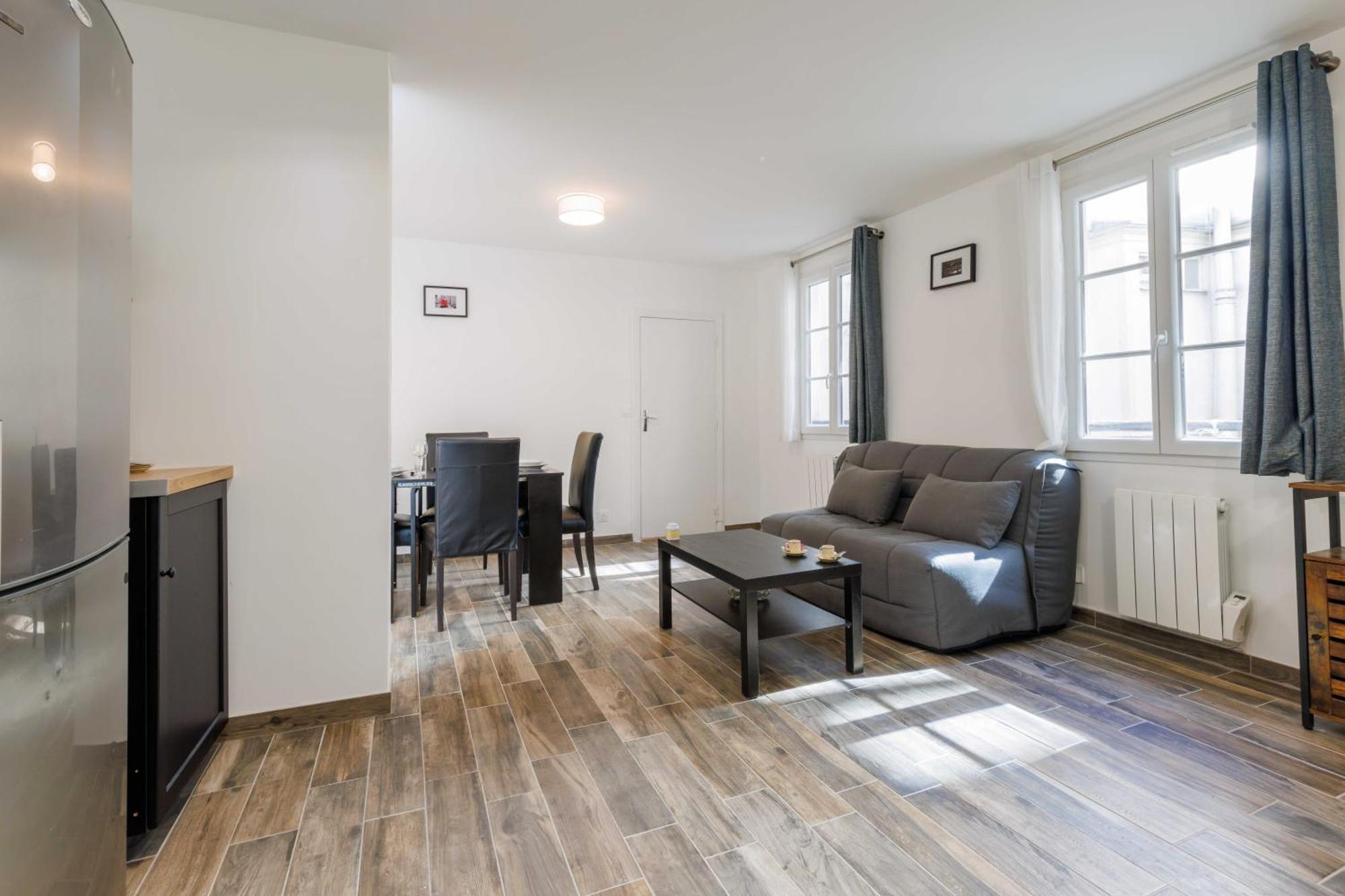 Urban Refuge In The Heart Of The Marsh 1bdr - 3p Apartment *
