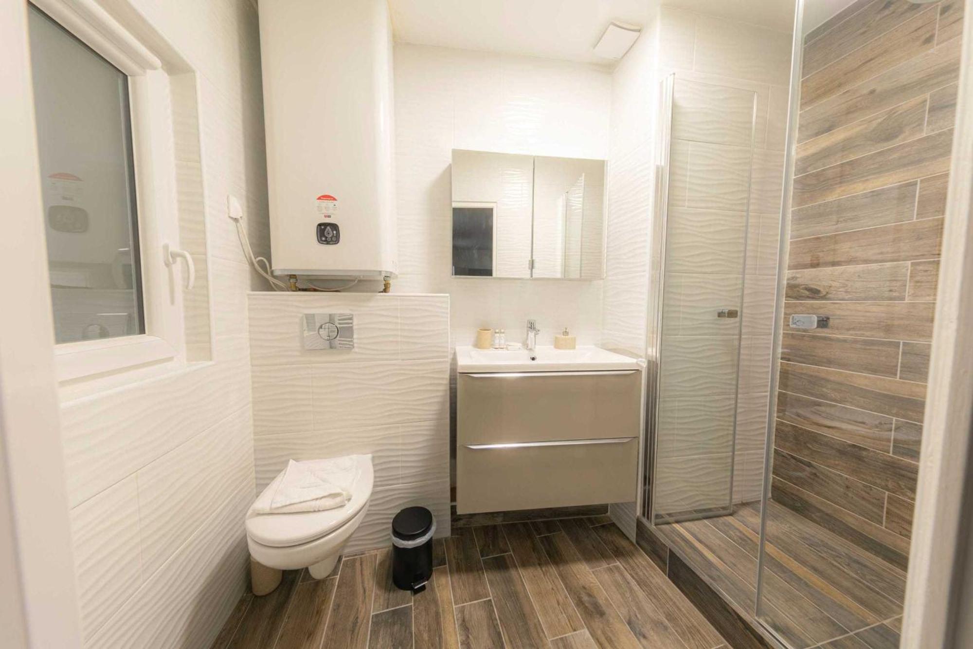 Urban Refuge In The Heart Of The Marsh 1bdr - 3p * Paris