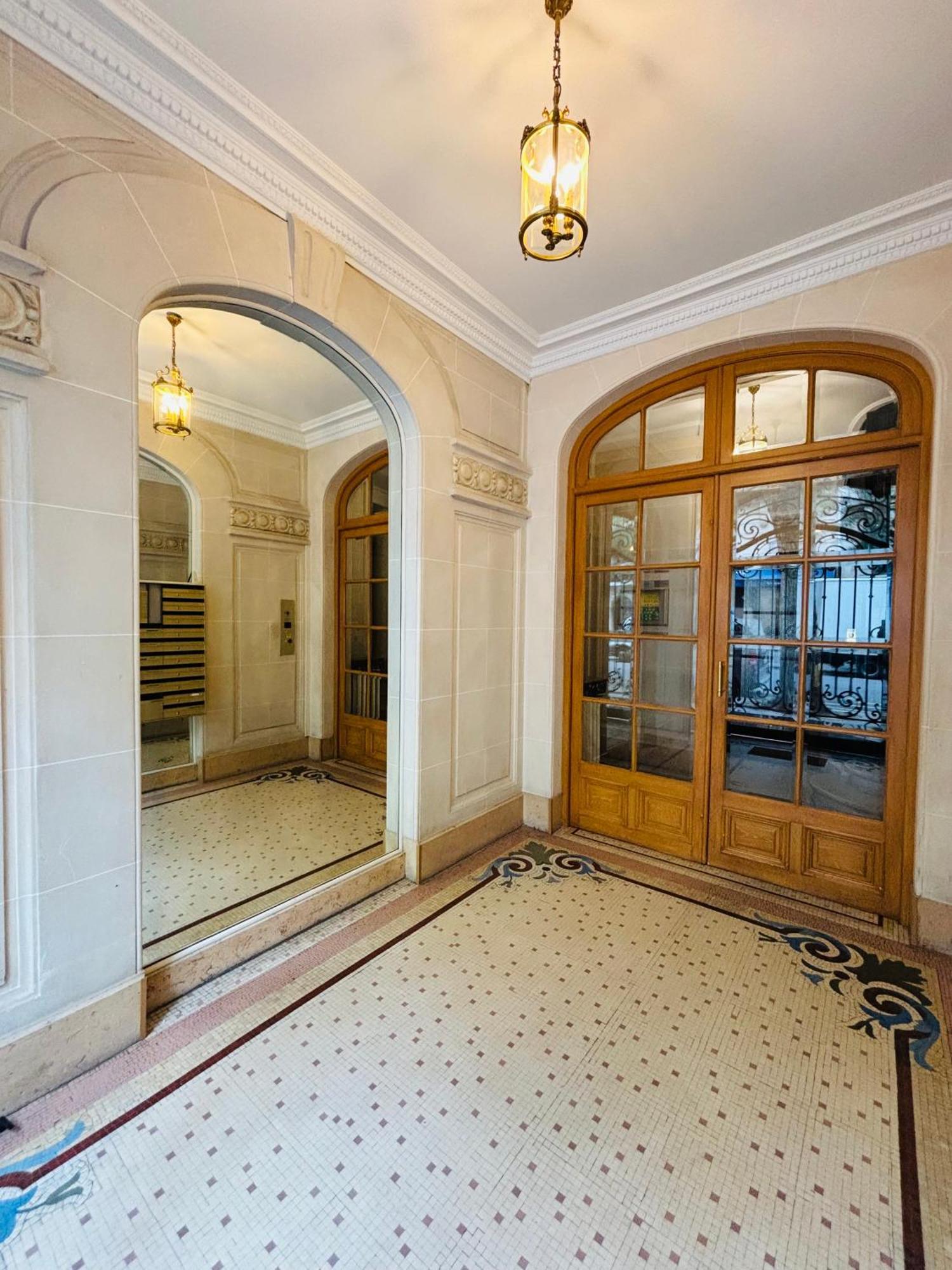 Apartamento Le Felix - Proche Metro, Tous Commerces Paris